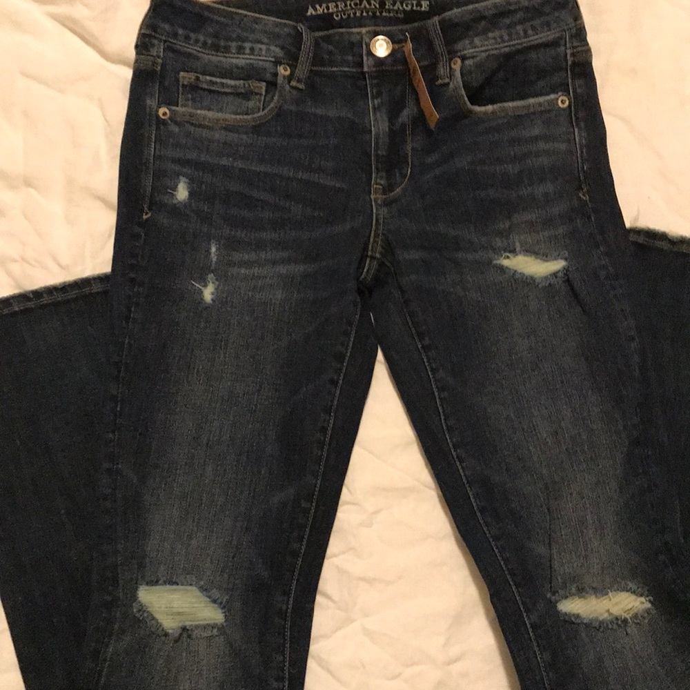 American Eagle skinny kick.